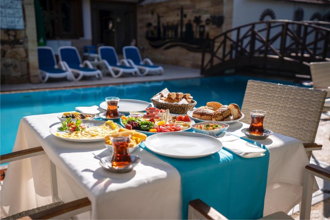 Castle Old Town Hotel Antalya Exterior foto